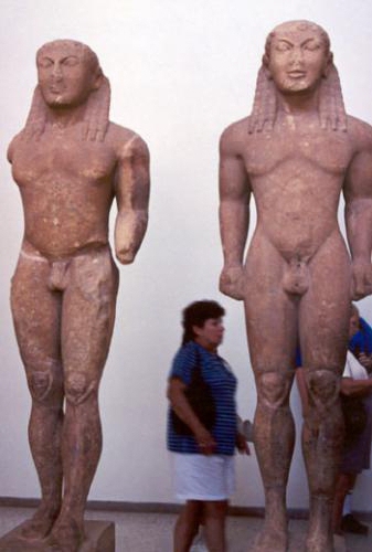 Greece-Delphi-Museum-Statues1