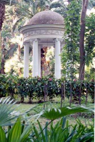 Italy-Sorrento-BotanicalGarden